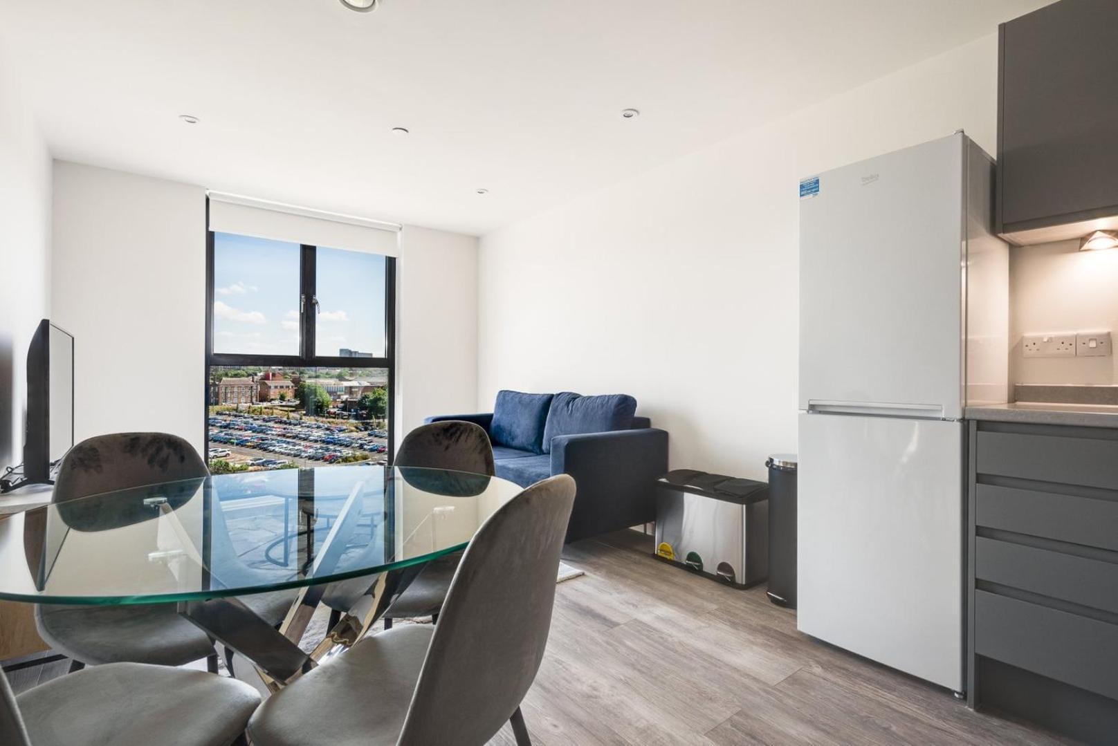 Comforting City Retreat In Vauxhall - No Wifi Liverpool Exterior foto